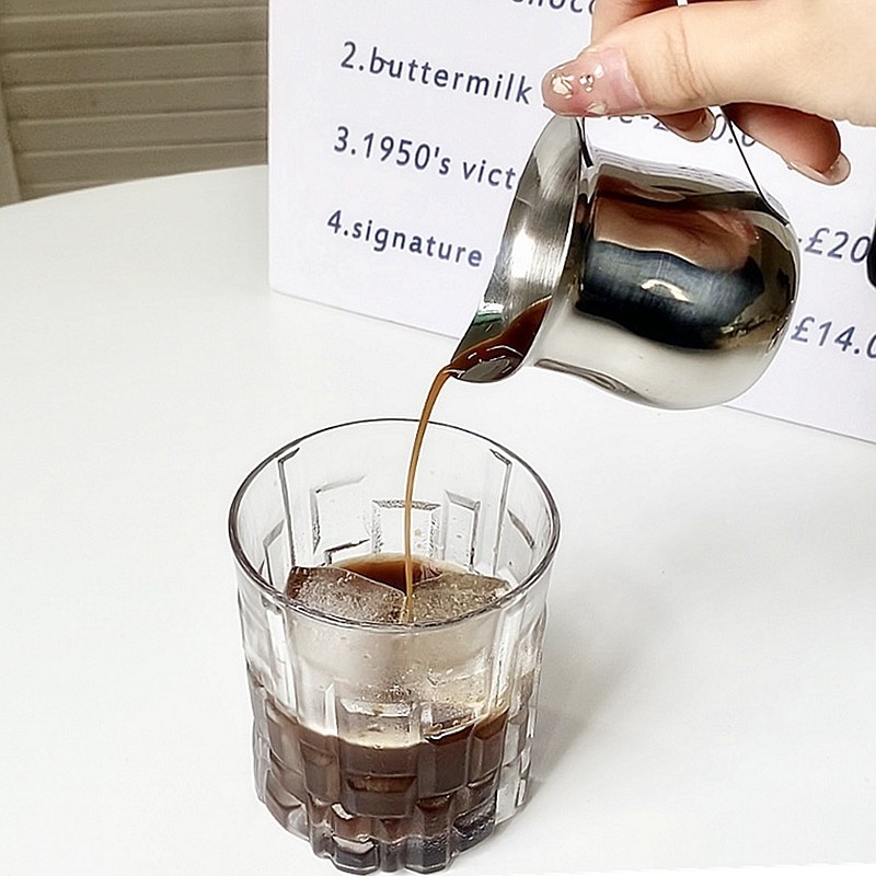 Dzbanek do spieniania mleka do – Pour Spout Pitcher recenzja i cena